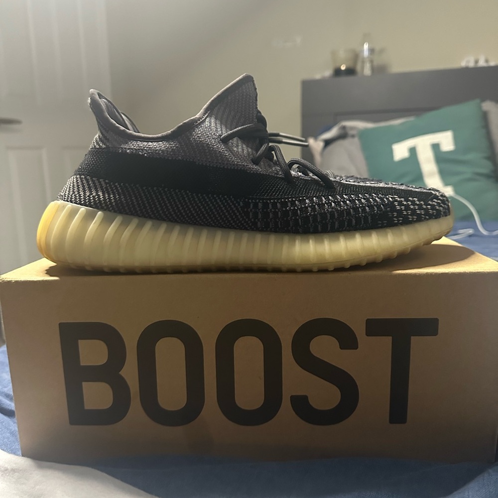 Yeezy Boost 350 V2 ‘Carbon’ Size 11